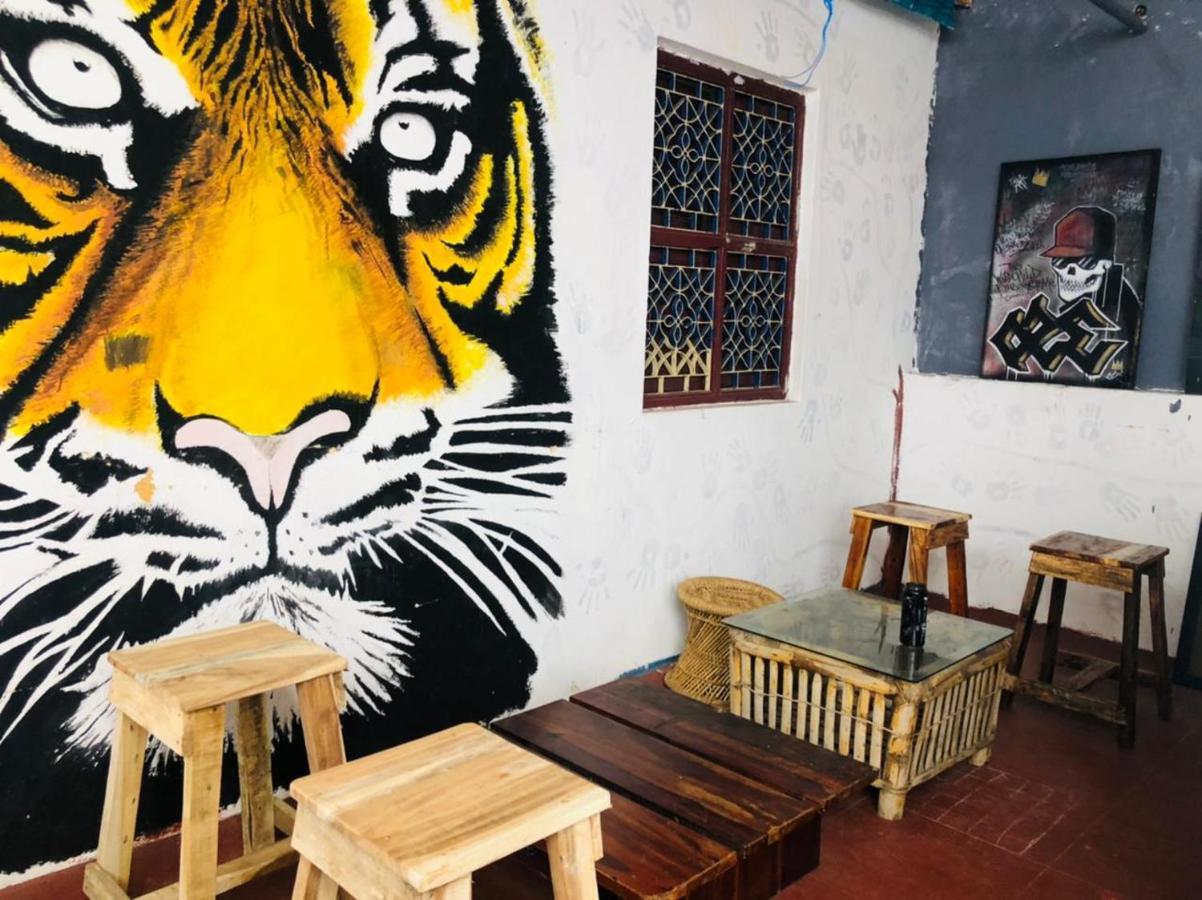 Gurukulam Hostel Пондичерри Экстерьер фото